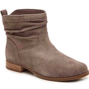 KOOLABURRA BY UGG Lorelei Tan Slouchy Ankle Boots